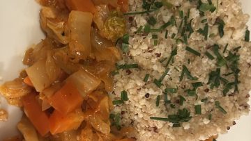 Chinakohl Karotten Pfanne mit Quinoa