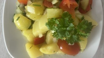 Pellkartoffeln, Gemüse,