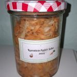 Knackiger Möhren-Apfelsalat