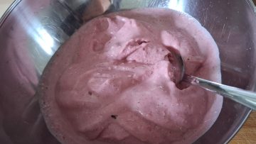 Erdbeereis