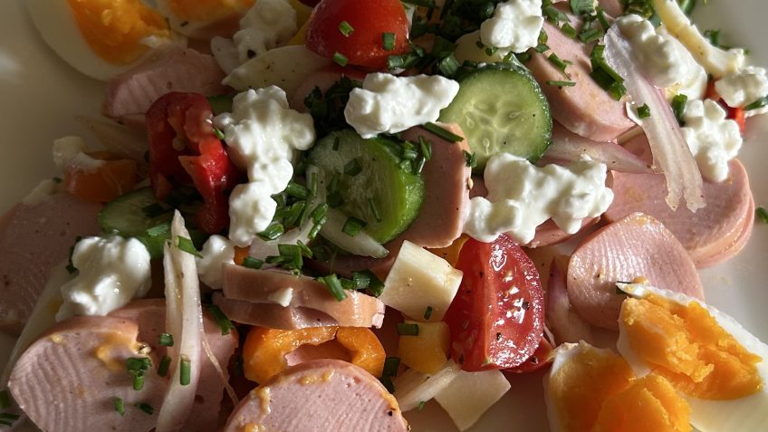 Bunter Wurstsalat