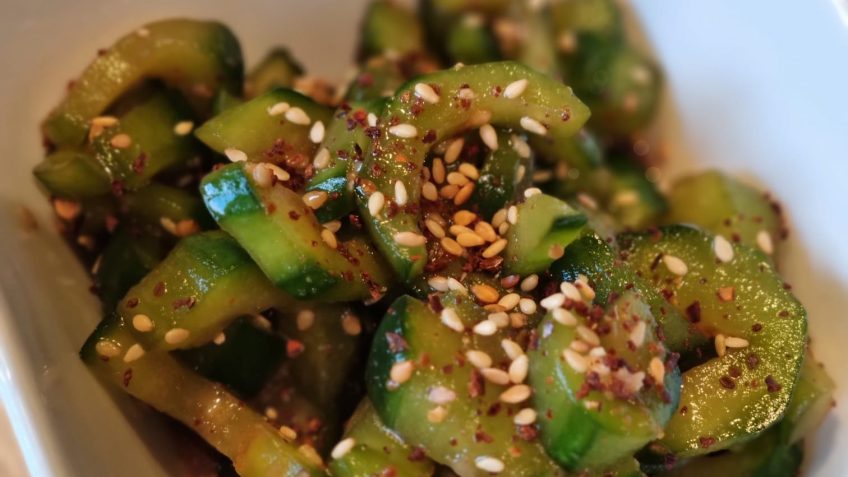 koreanischer Gurkensalat
