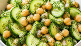 Gurken-Dill Salat mit Kichererbsen